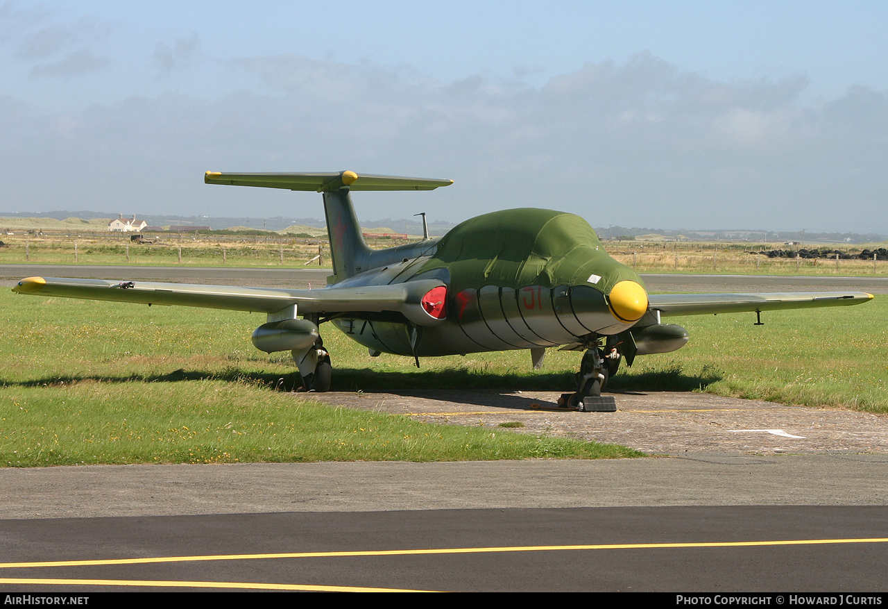 Aircraft Photo of G-BZNT | Aero L-29 Delfin | Soviet Union - Air Force | AirHistory.net #319445
