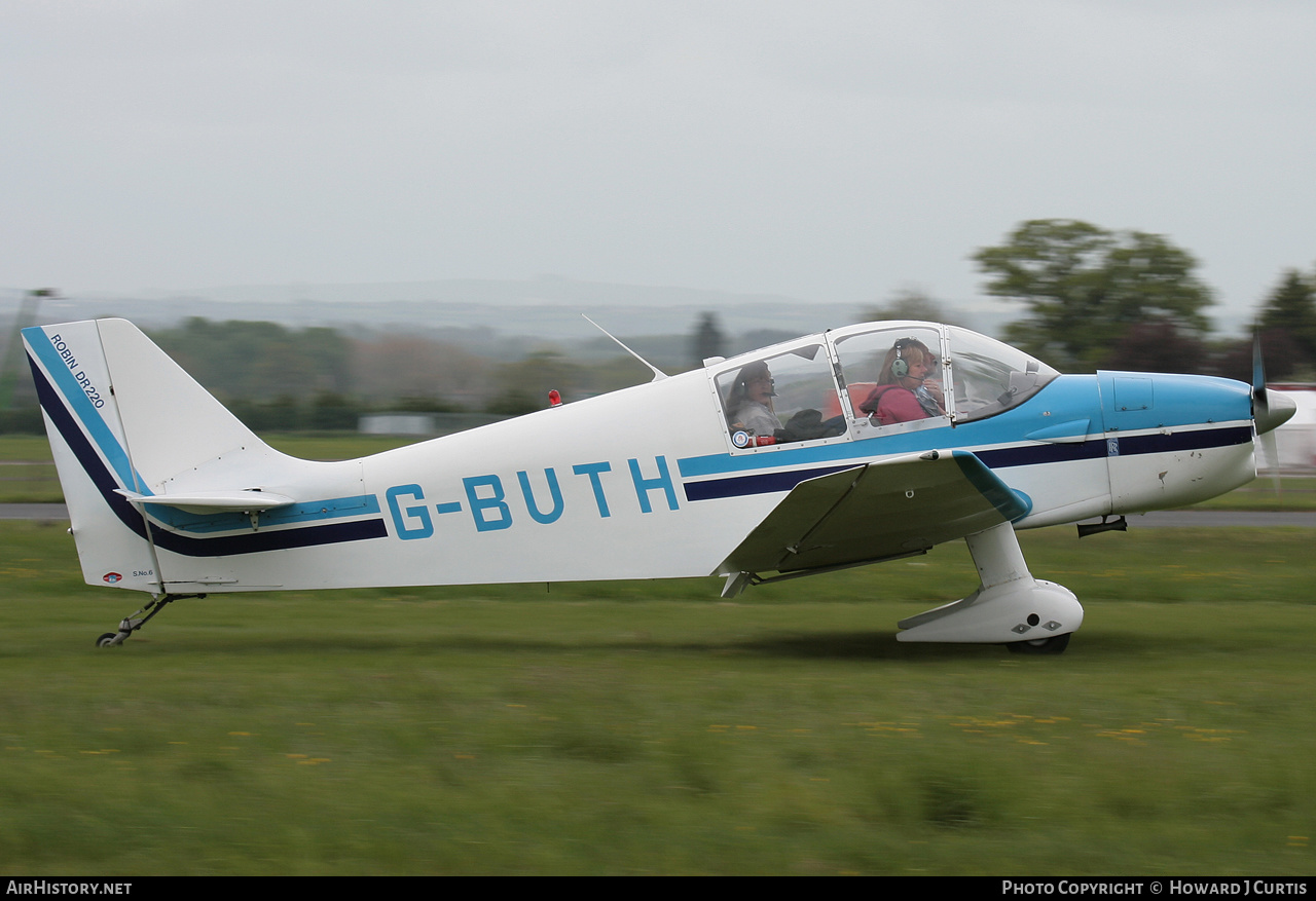 Aircraft Photo of G-BUTH | Robin DR-220 | AirHistory.net #319492