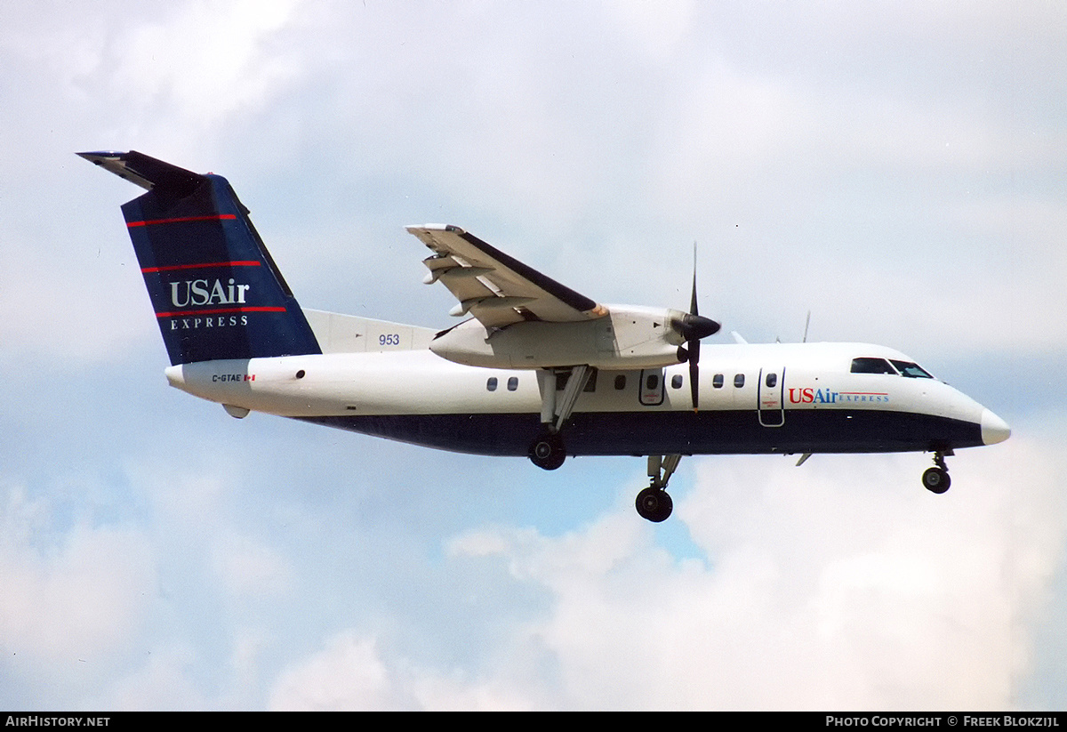 Aircraft Photo of C-GTAE | De Havilland Canada DHC-8-102 Dash 8 | USAir Express | AirHistory.net #319503