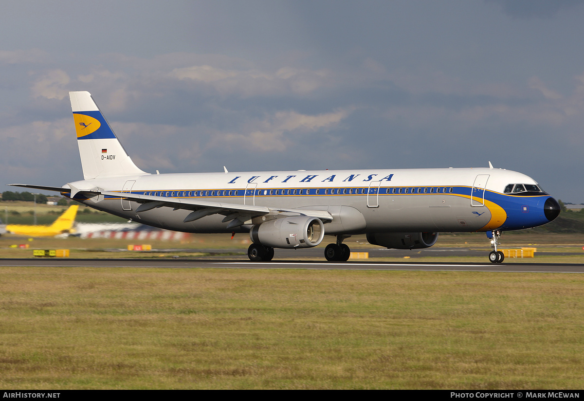 Aircraft Photo of D-AIDV | Airbus A321-231 | Lufthansa | AirHistory.net #319596