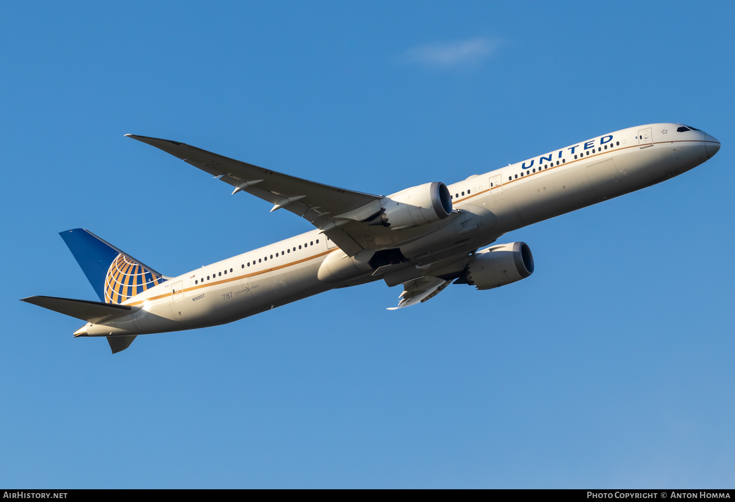 Aircraft Photo of N91007 | Boeing 787-10 Dreamliner | United Airlines | AirHistory.net #319612