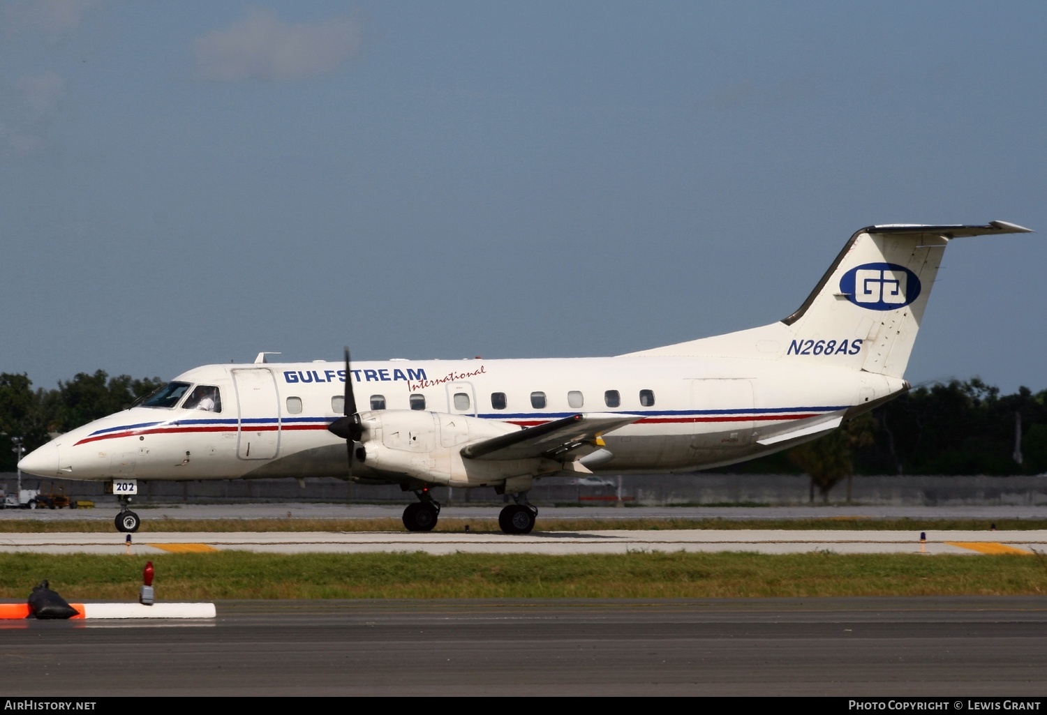 Aircraft Photo of N268AS | Embraer EMB-120ER Brasilia | Gulfstream International Airlines | AirHistory.net #319684