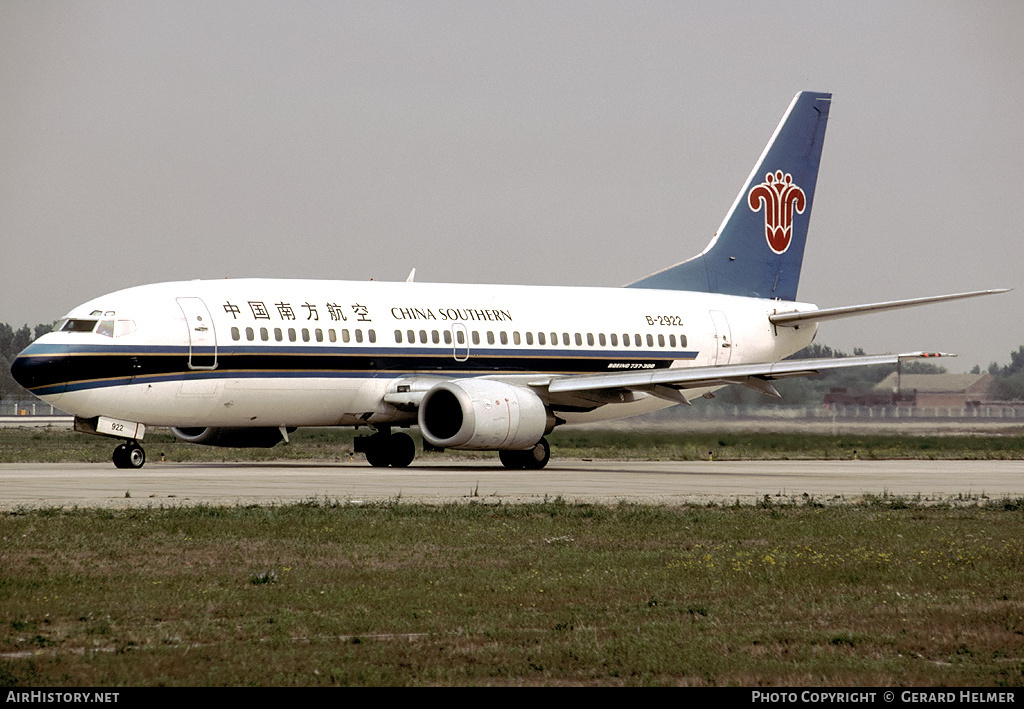 Aircraft Photo of B-2922 | Boeing 737-31B | China Southern Airlines | AirHistory.net #319685