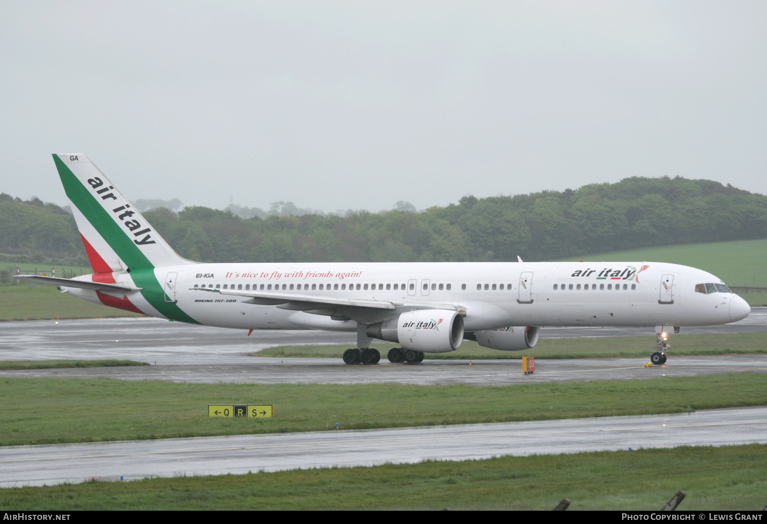 Aircraft Photo of EI-IGA | Boeing 757-230 | Air Italy | AirHistory.net #319705