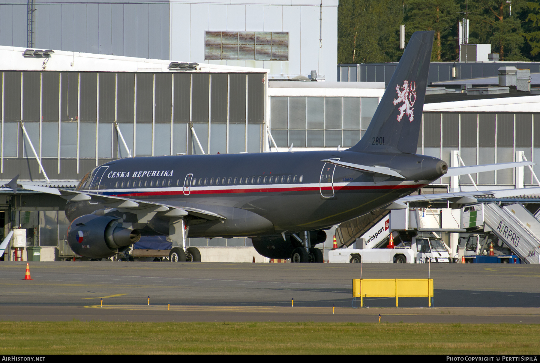 Aircraft Photo of 2801 | Airbus ACJ319 (A319-115/CJ) | Czechia - Air Force | AirHistory.net #319767