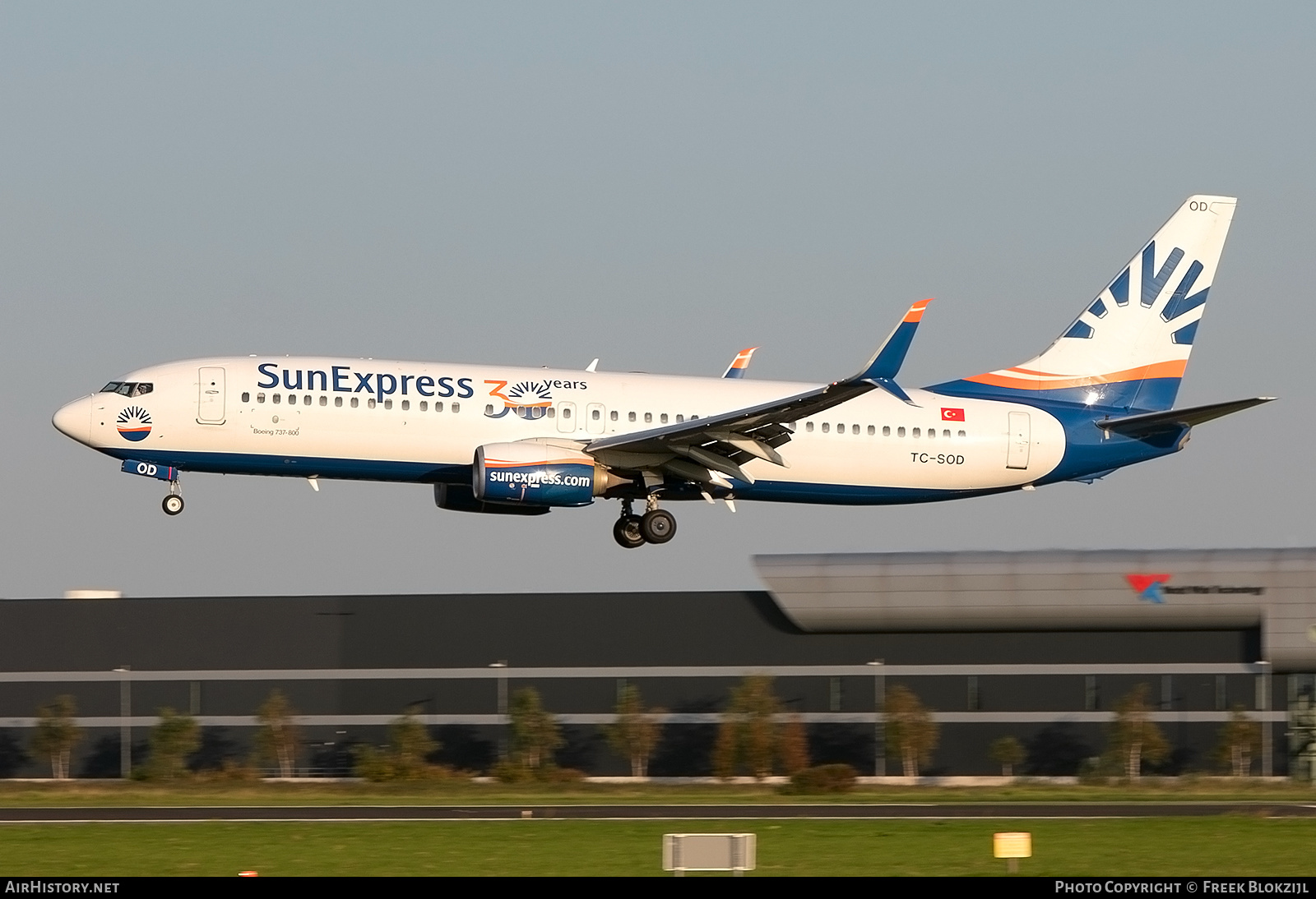 Aircraft Photo of TC-SOD | Boeing 737-800 | SunExpress | AirHistory.net #319774