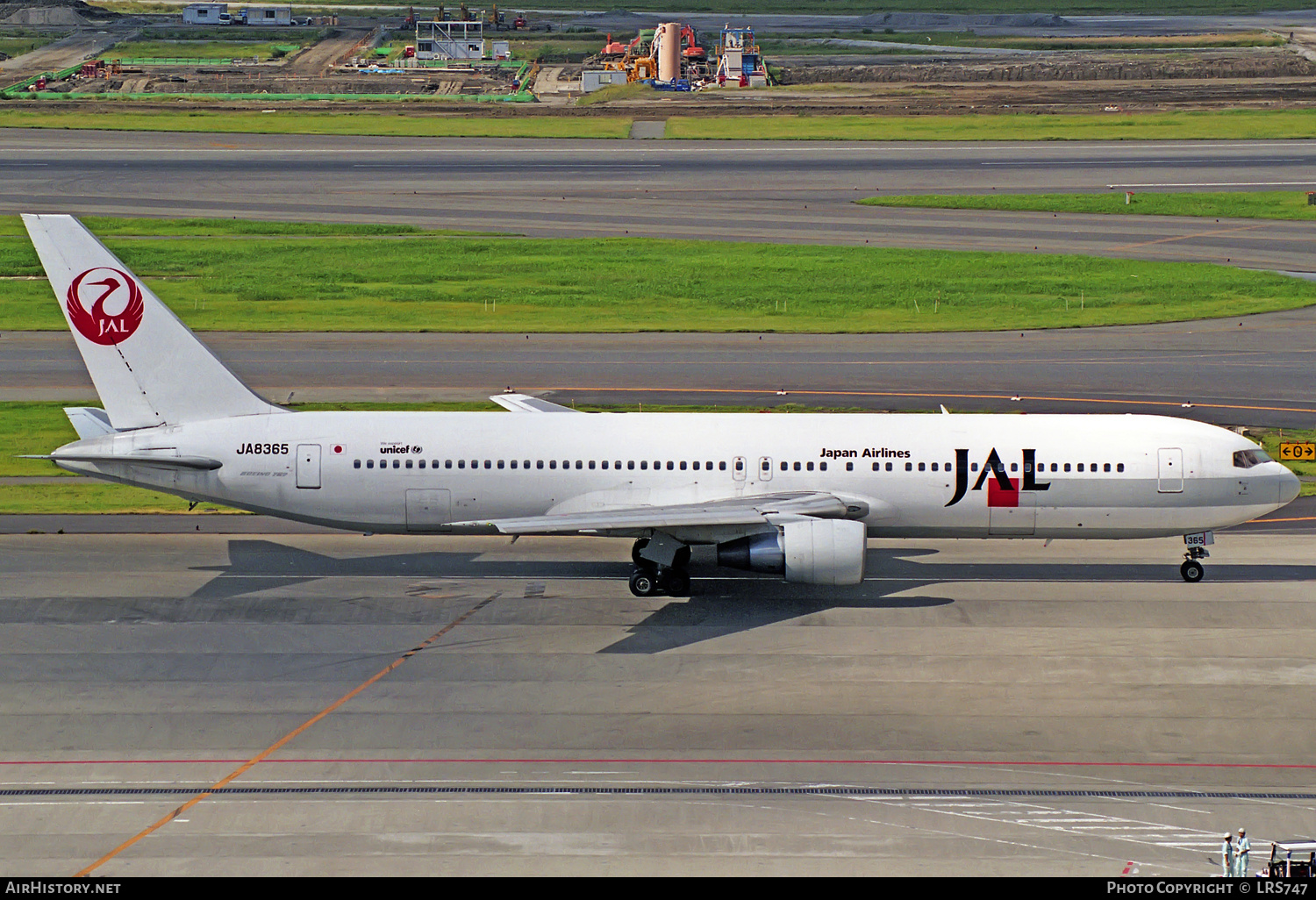 Aircraft Photo of JA8365 | Boeing 767-346 | Japan Airlines - JAL | AirHistory.net #319785