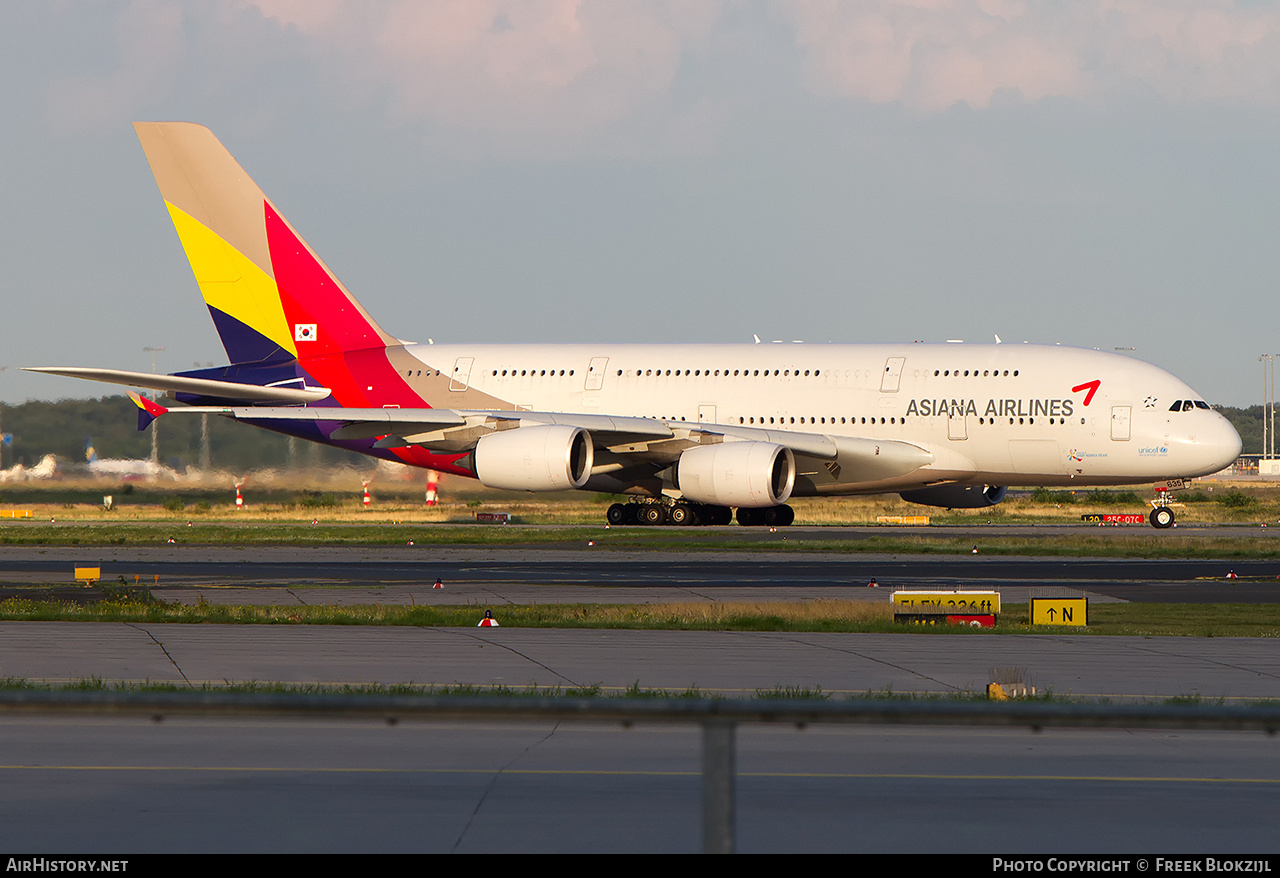 Aircraft Photo of HL7635 | Airbus A380-841 | Asiana Airlines | AirHistory.net #319949