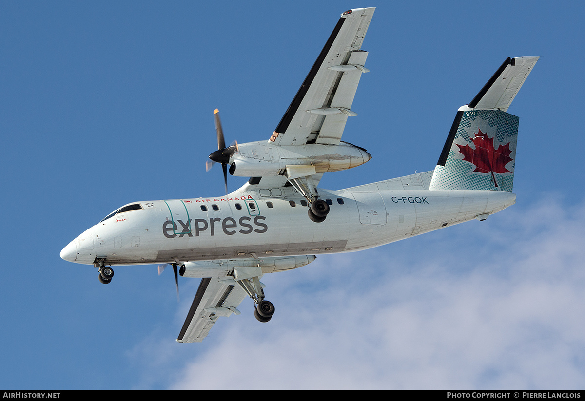 Aircraft Photo of C-FGQK | De Havilland Canada DHC-8-102 Dash 8 | Air Canada Express | AirHistory.net #319954