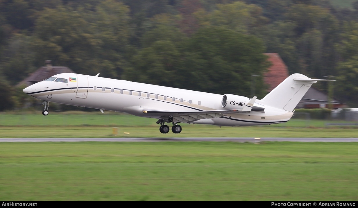 Aircraft Photo of C9-MEL | Bombardier Challenger 850 (CRJ-200SE/CL-600-2B19) | MEX - Moçambique Expresso | AirHistory.net #319975