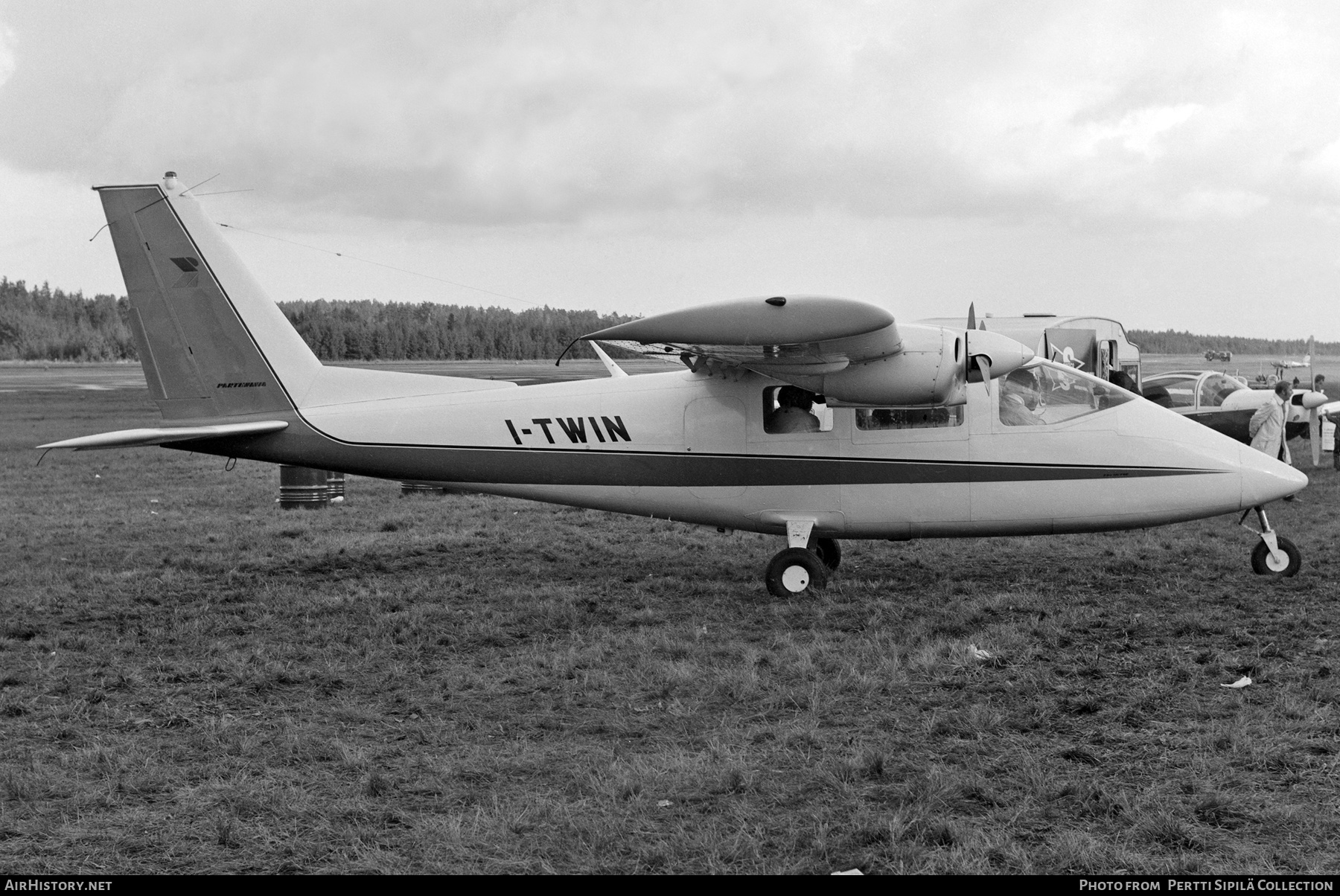 Aircraft Photo of I-TWIN | Partenavia P-68 | Partenavia | AirHistory.net #319986