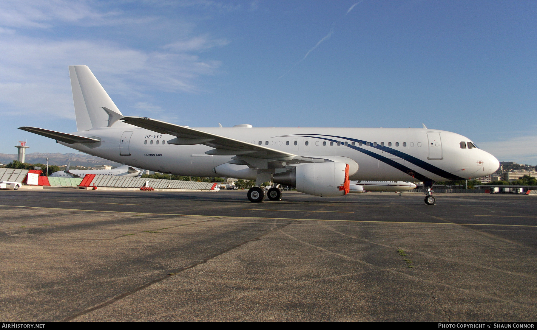 Aircraft Photo of HZ-XY7 | Airbus A320-214 | AirHistory.net #319989