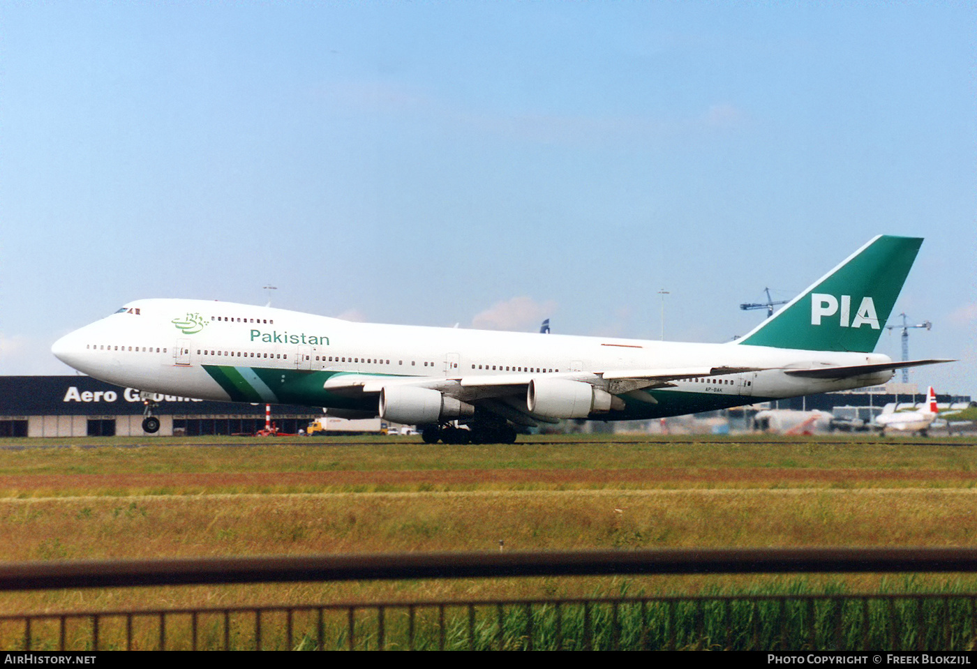 Aircraft Photo of AP-BAK | Boeing 747-240BM | Pakistan International Airlines - PIA | AirHistory.net #320032