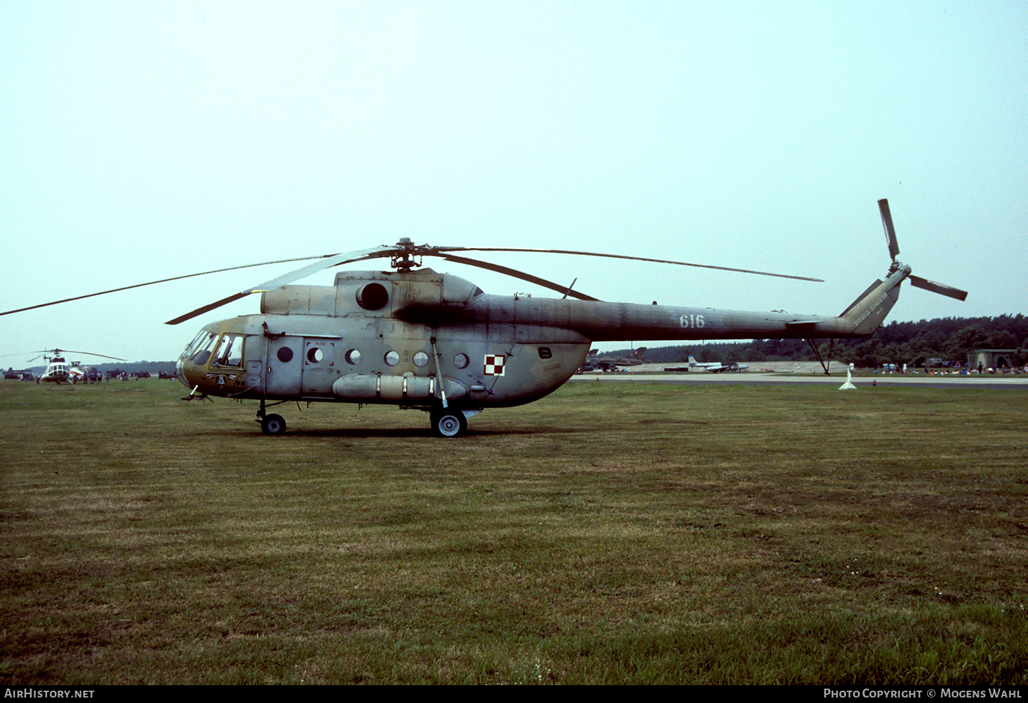 Aircraft Photo of 616 | Mil Mi-8T | Poland - Air Force | AirHistory.net #320037