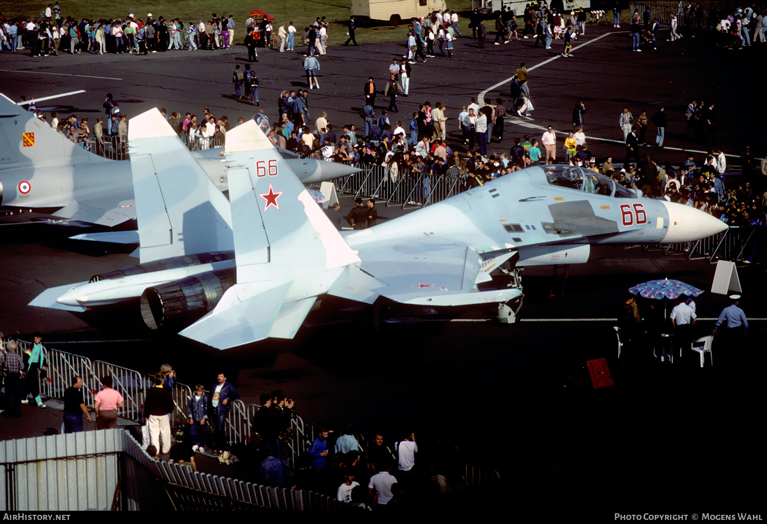 Aircraft Photo of 66 red | Sukhoi Su-27UB | Soviet Union - Air Force | AirHistory.net #320140