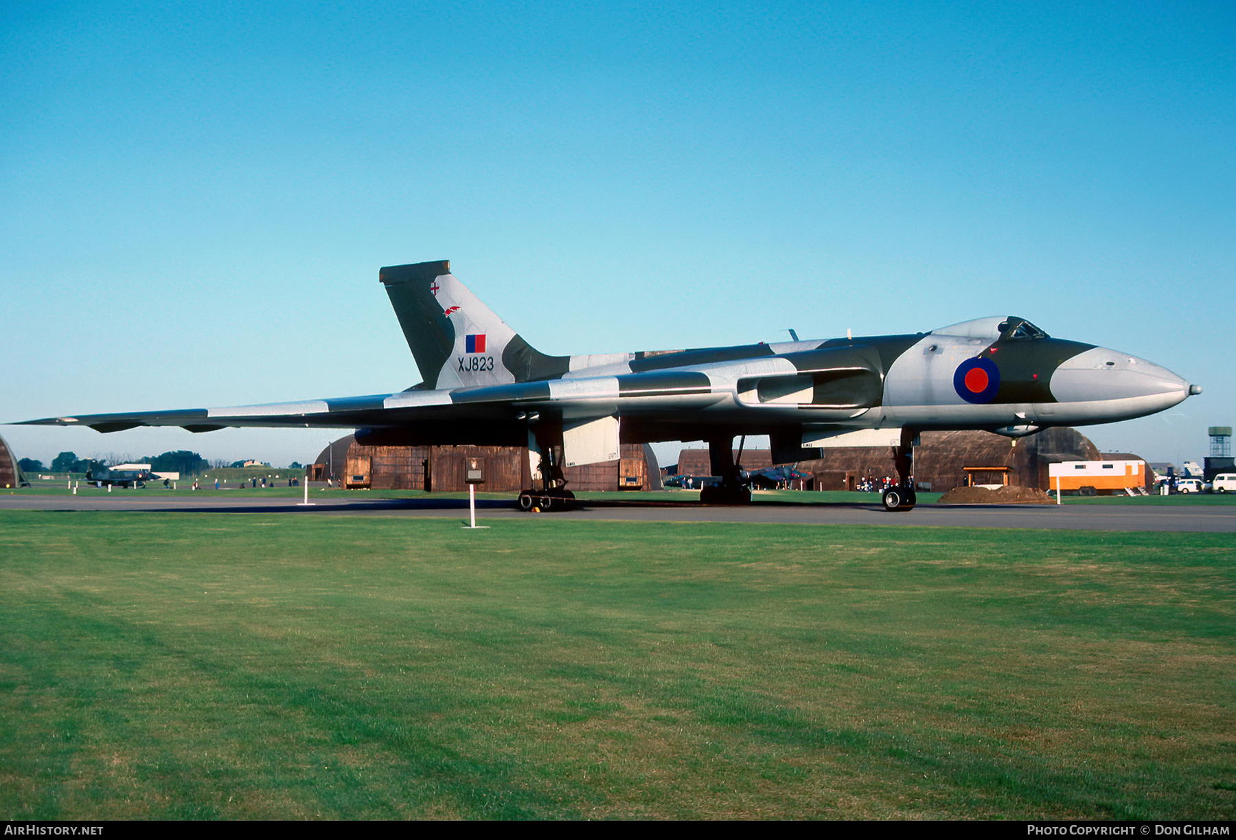 Aircraft Photo of XJ823 | Avro 698 Vulcan B.2 | UK - Air Force | AirHistory.net #320192