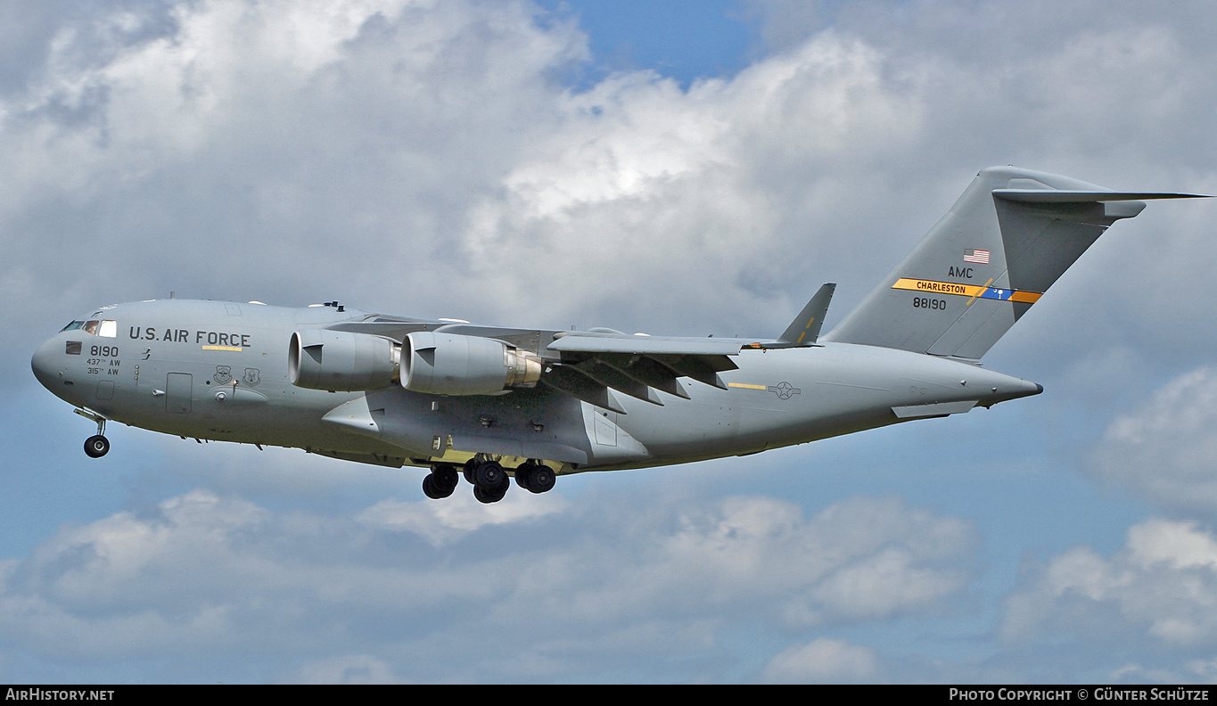 Aircraft Photo of 08-8190 / 88190 | Boeing C-17A Globemaster III | USA - Air Force | AirHistory.net #320251