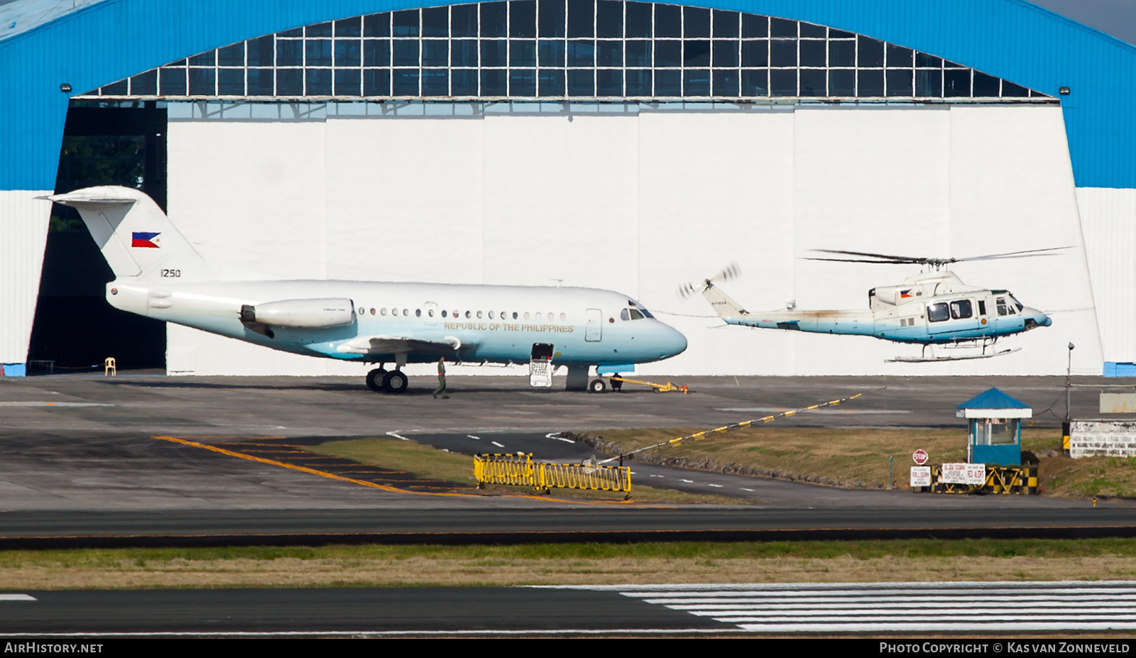 Aircraft Photo of RP-1250 / 1250 | Fokker F28-3000 Fellowship | Republic of the Philippines | AirHistory.net #320350