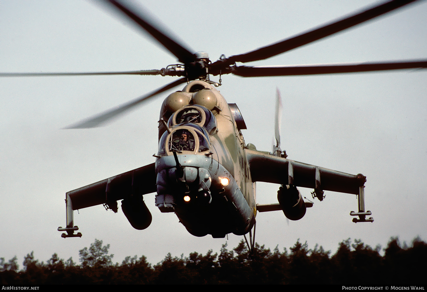 Aircraft Photo of 27 yellow | Mil Mi-24P | Russia - Air Force | AirHistory.net #320372