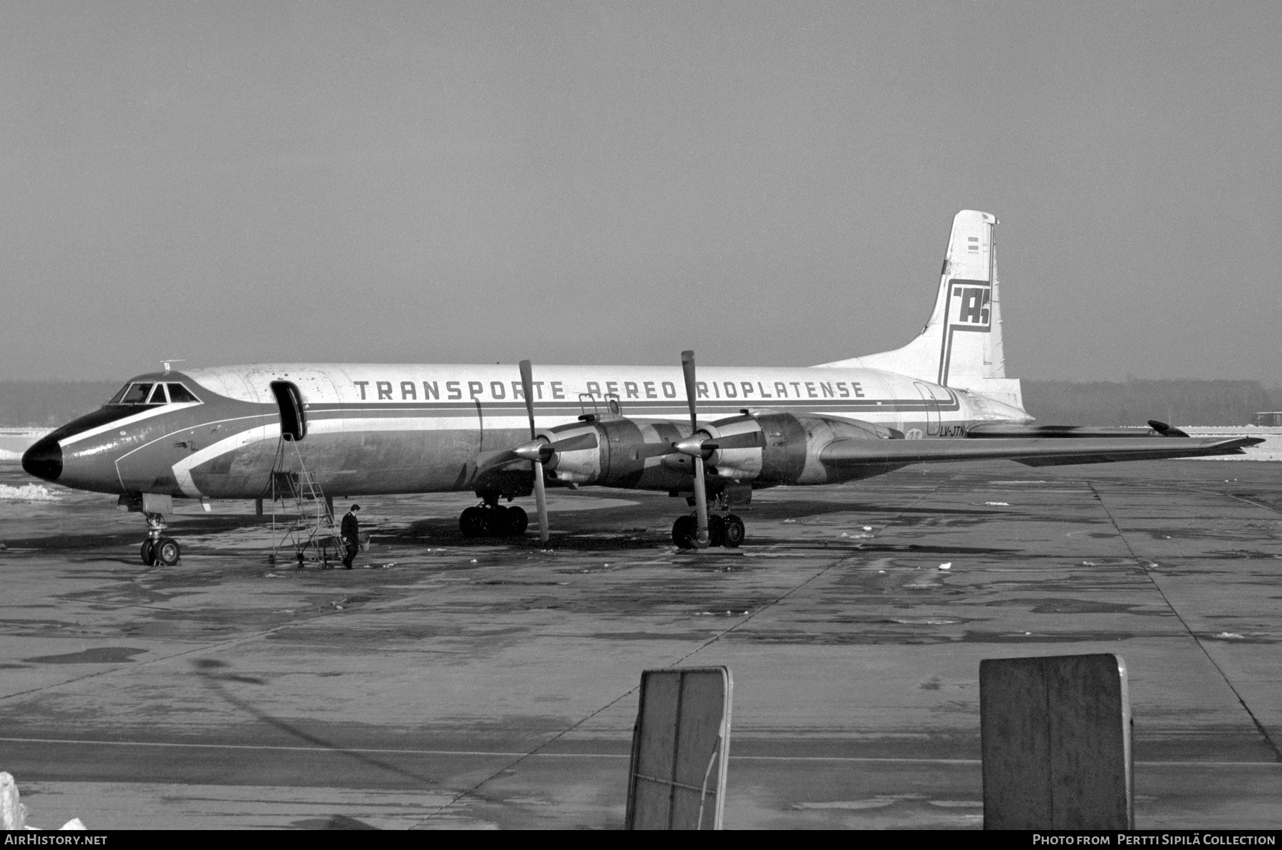 Aircraft Photo of LV-JTN | Canadair CL-44D4-6 | Transporte Aereo Rioplatense - TAR | AirHistory.net #320442