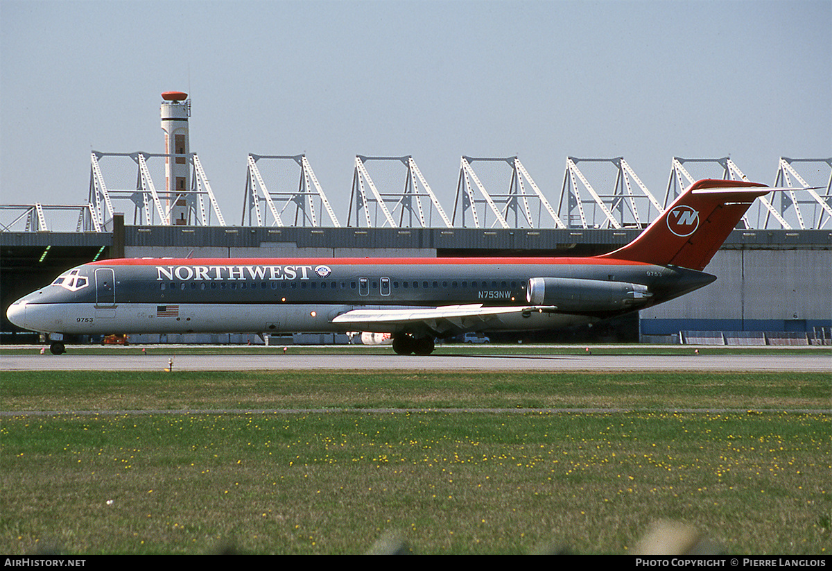 Aircraft Photo of N753NW | McDonnell Douglas DC-9-41 | Northwest Airlines | AirHistory.net #320520