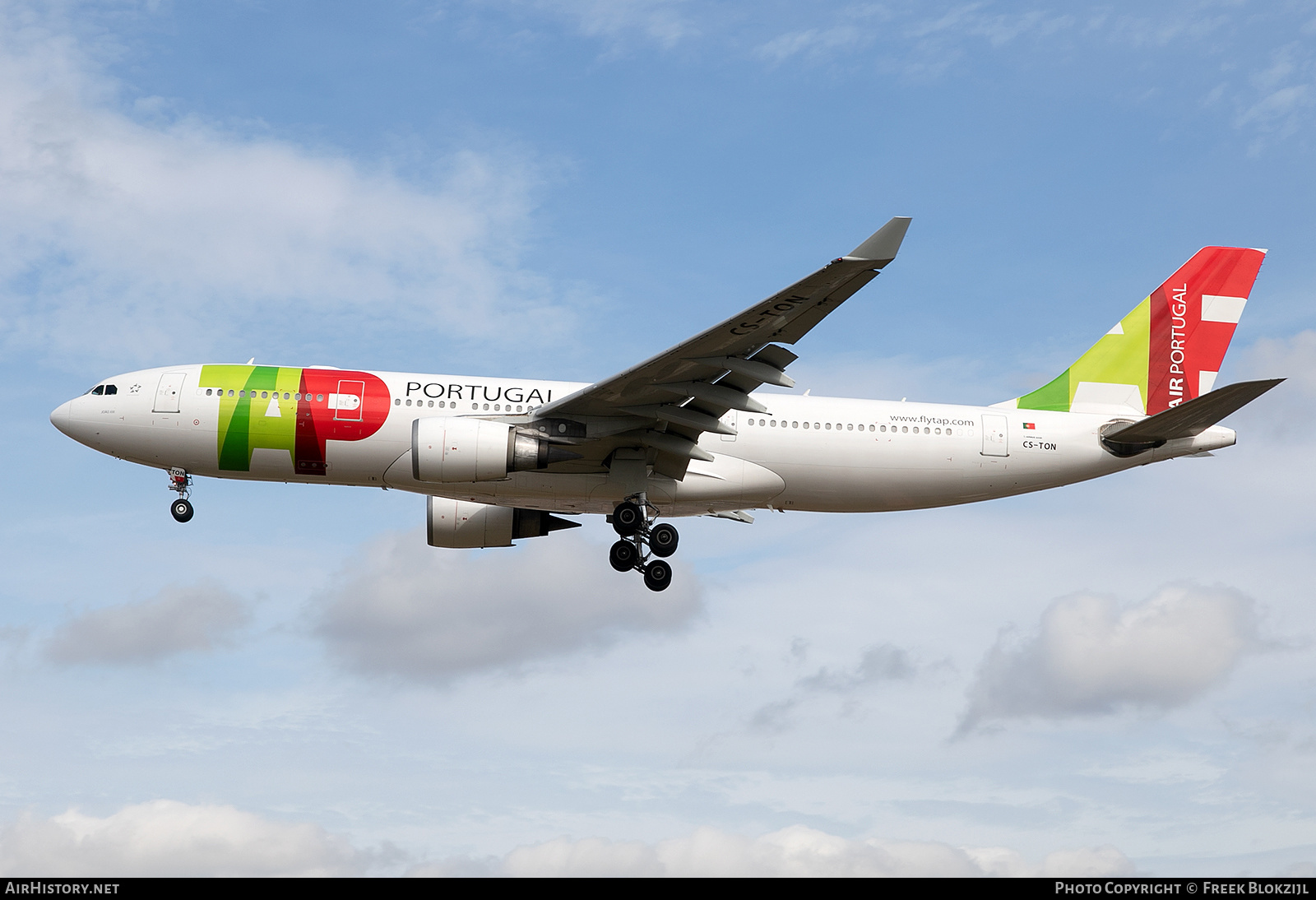 Aircraft Photo of CS-TON | Airbus A330-202 | TAP Air Portugal | AirHistory.net #320549