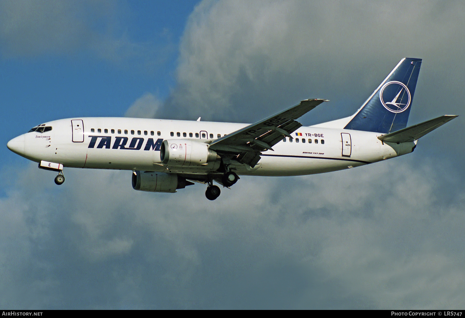 Aircraft Photo of YR-BGE | Boeing 737-38J | TAROM - Transporturile Aeriene Române | AirHistory.net #320556