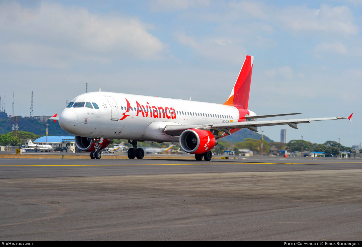 Aircraft Photo of HC-CJV | Airbus A320-214 | Avianca | AirHistory.net #320603