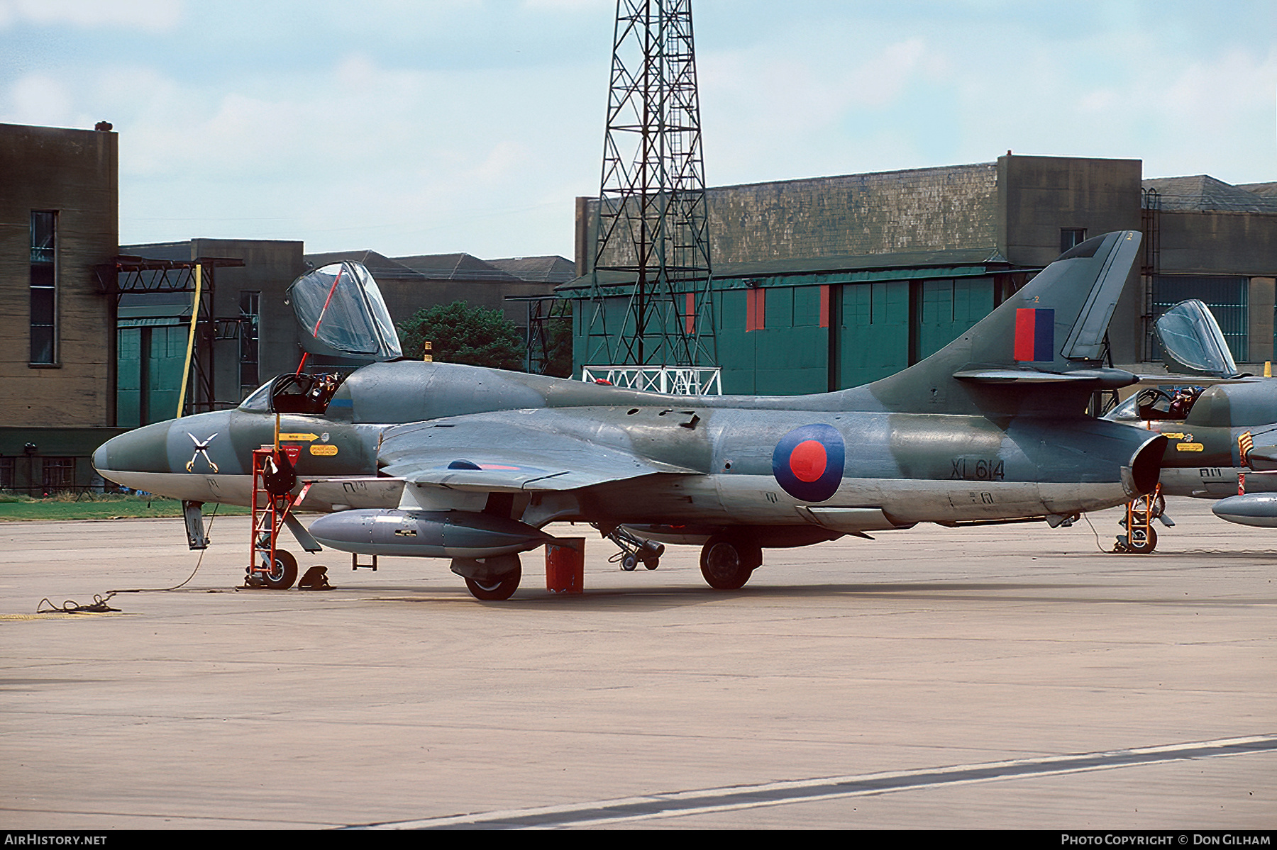 Aircraft Photo of XL614 | Hawker Hunter T7A | UK - Air Force | AirHistory.net #320688