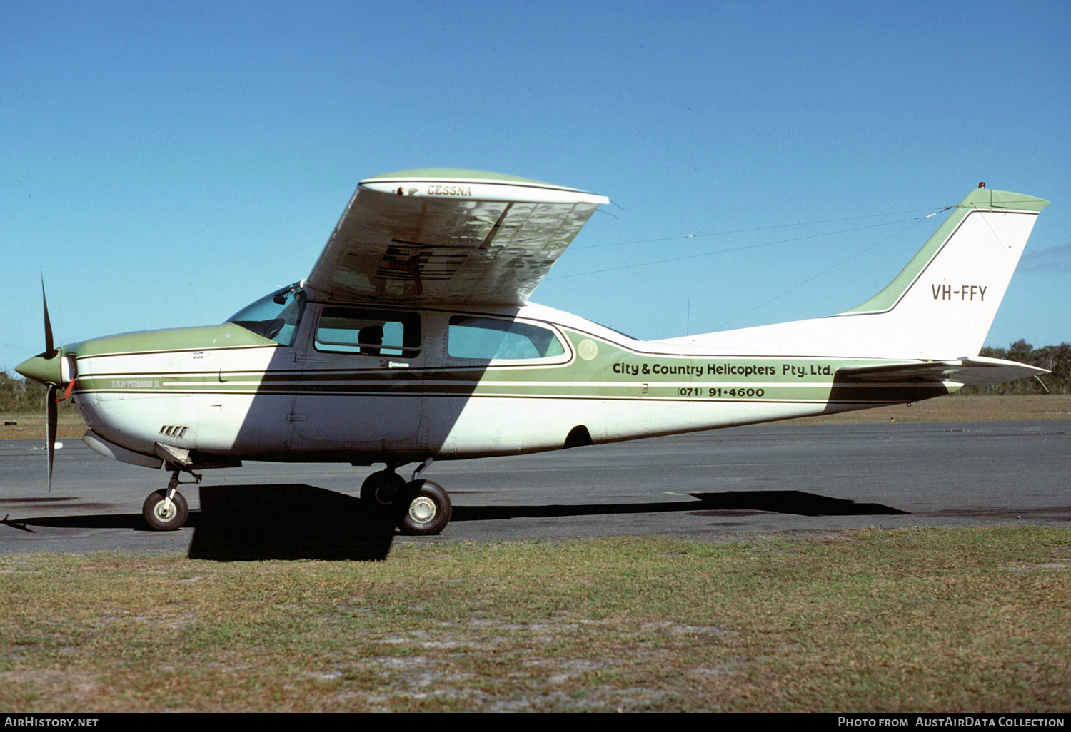 Aircraft Photo of VH-FFY | Cessna 210N Centurion | City and Country Helicopters | AirHistory.net #320960