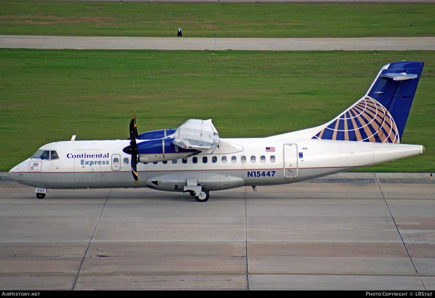 Aircraft Photo of N15447 | ATR ATR-42-500 | Continental Express | AirHistory.net #320985