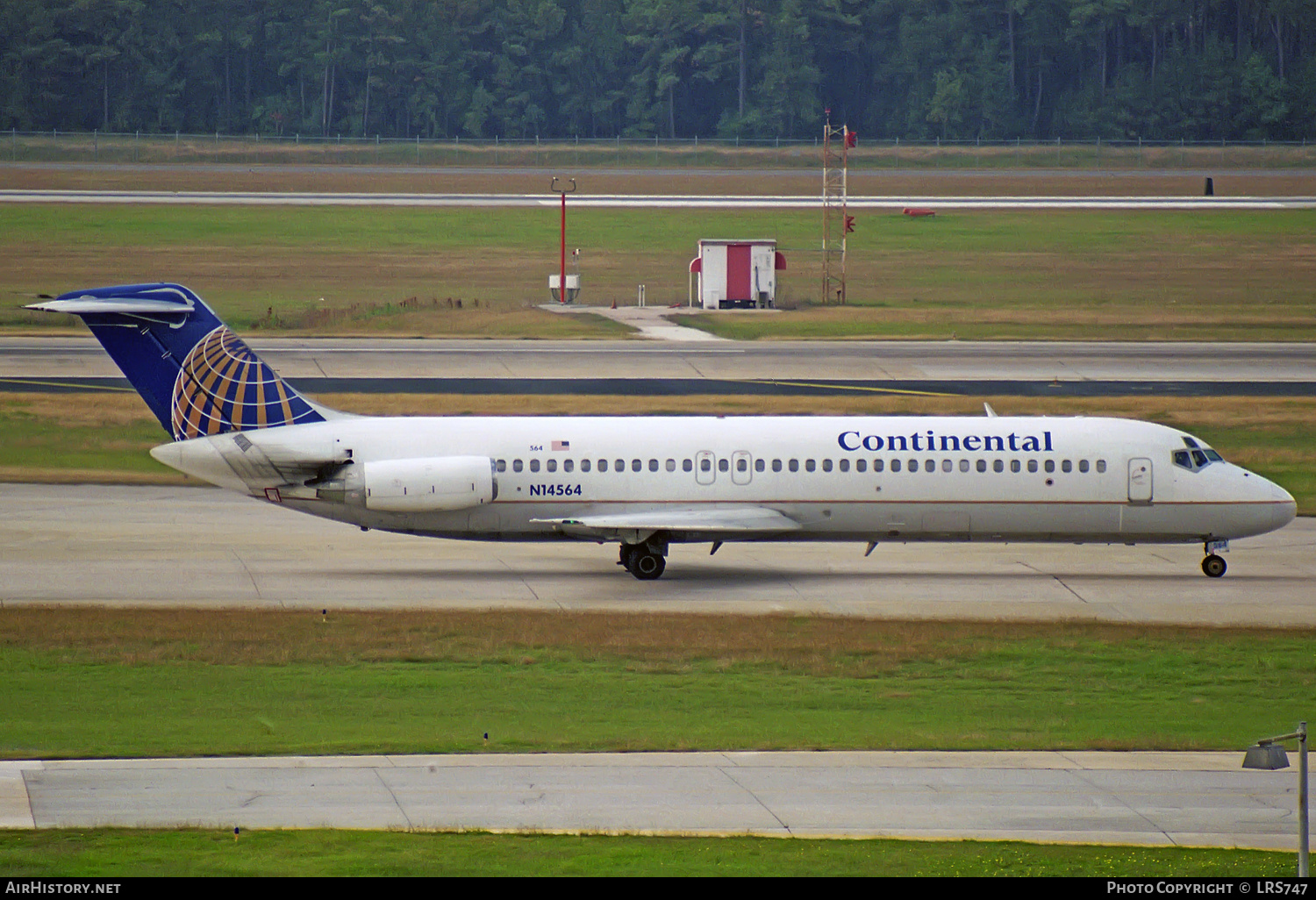 Aircraft Photo of N14564 | McDonnell Douglas DC-9-31 | Continental Airlines | AirHistory.net #321037