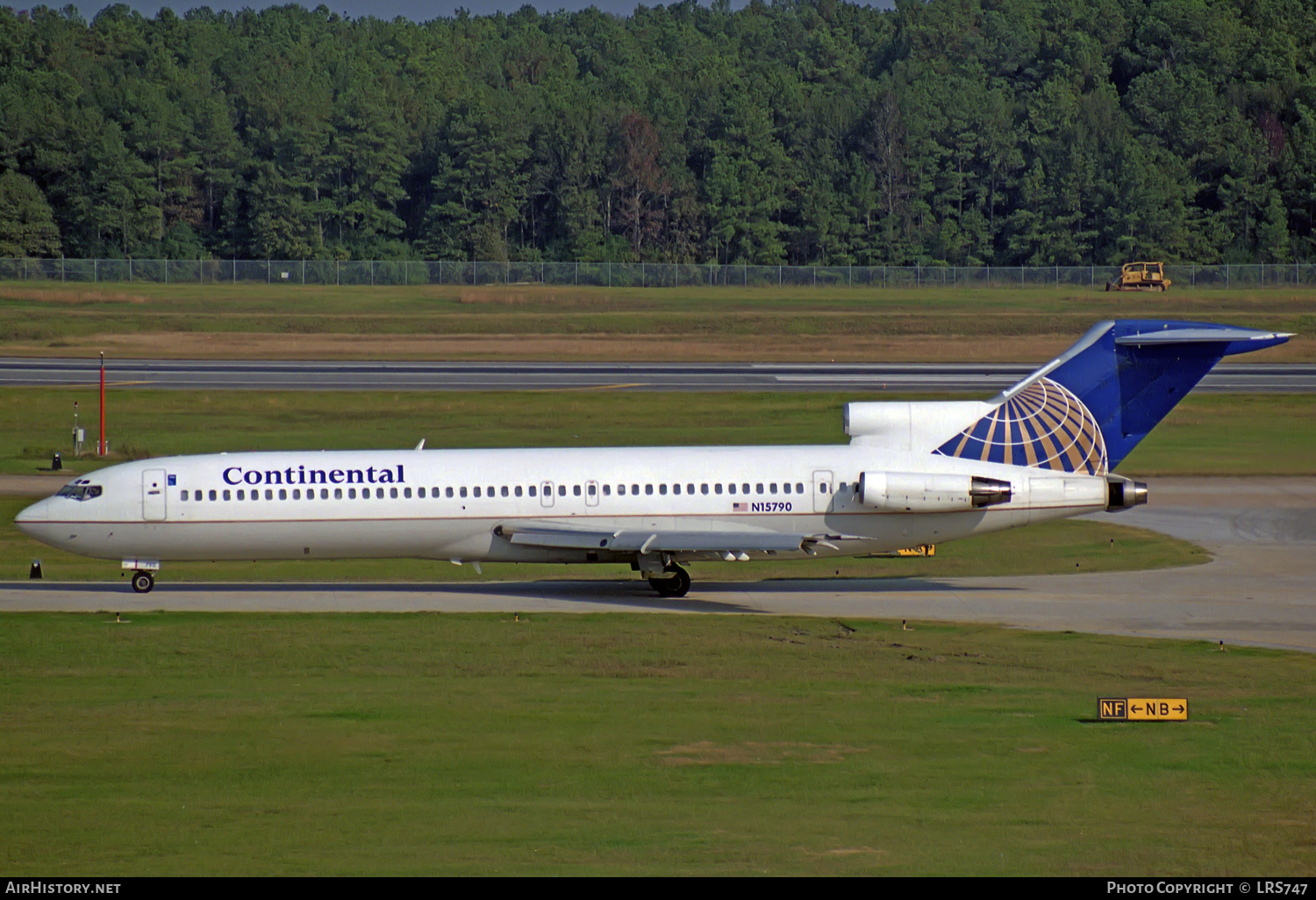 Aircraft Photo of N15790 | Boeing 727-232/Adv | Continental Airlines | AirHistory.net #321042
