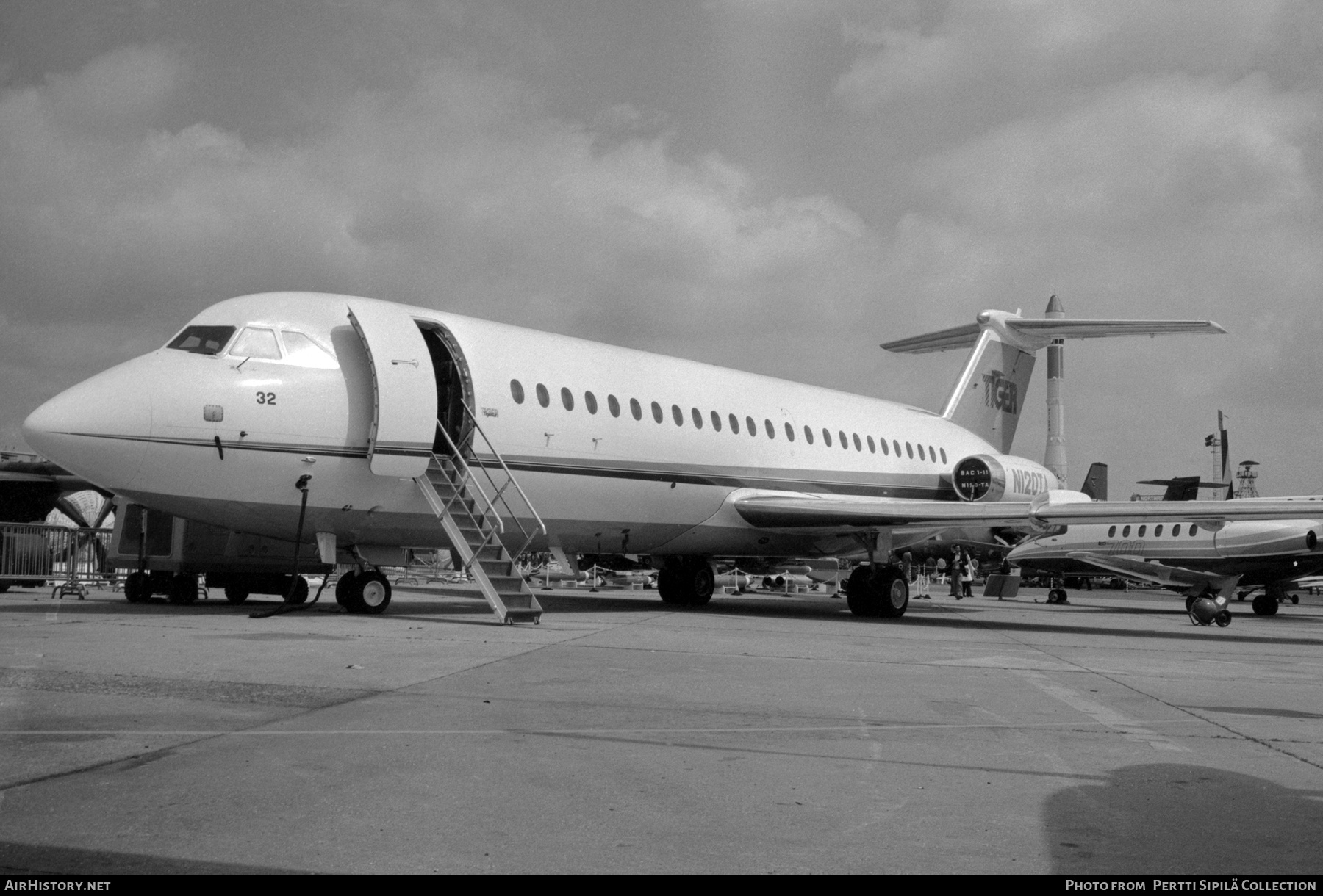 Aircraft Photo of N120TA | BAC 111-401AK One-Eleven | Tiger Leasing Group | AirHistory.net #321056