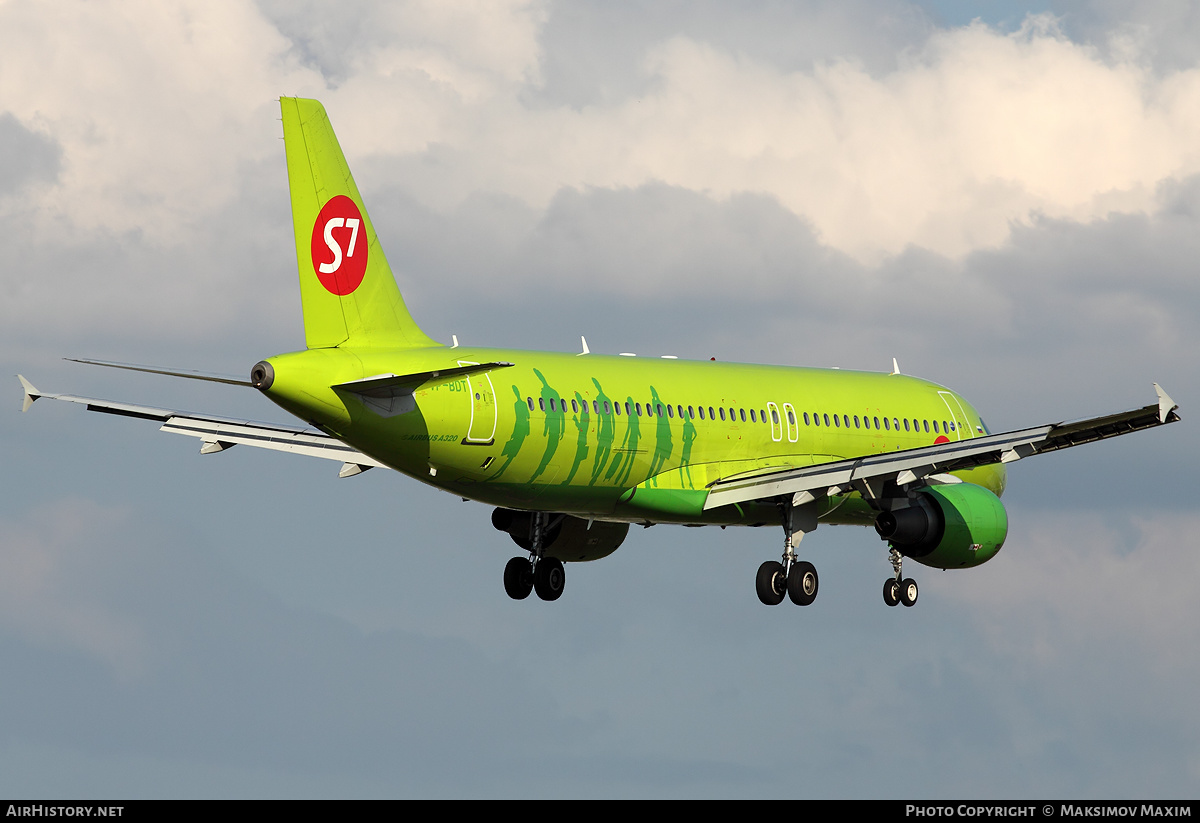 Aircraft Photo of VP-BDT | Airbus A320-214 | S7 Airlines | AirHistory.net #321060