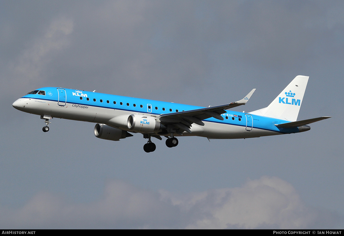 Aircraft Photo of PH-EXA | Embraer 190STD (ERJ-190-100STD) | KLM Cityhopper | AirHistory.net #321103