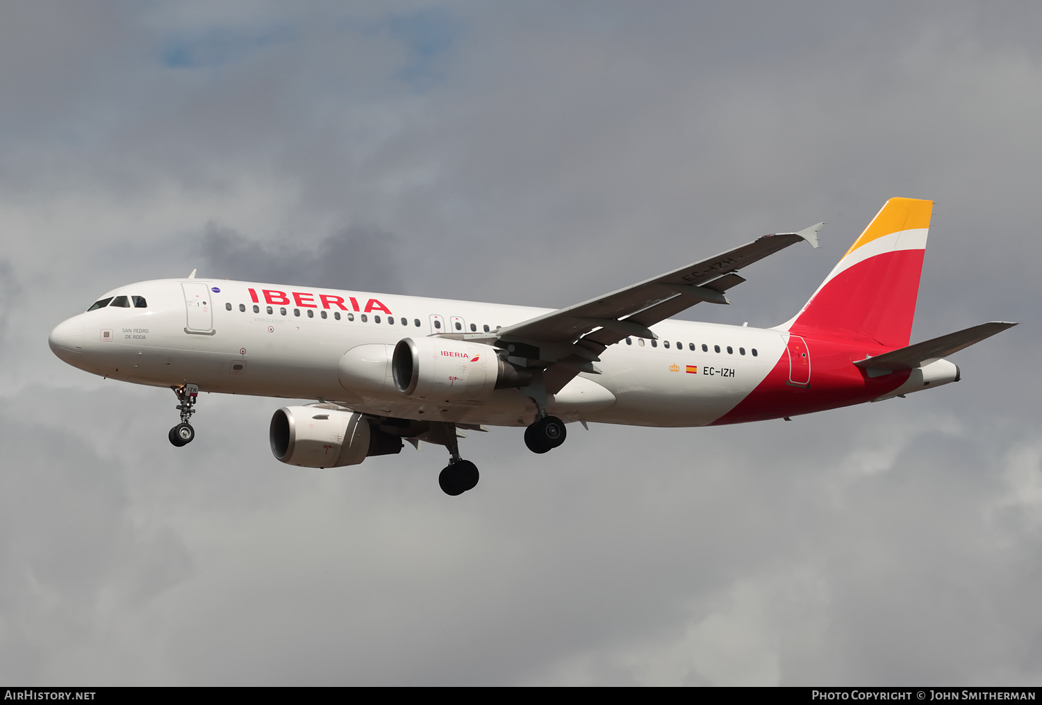 Aircraft Photo of EC-IZH | Airbus A320-214 | Iberia | AirHistory.net #321210