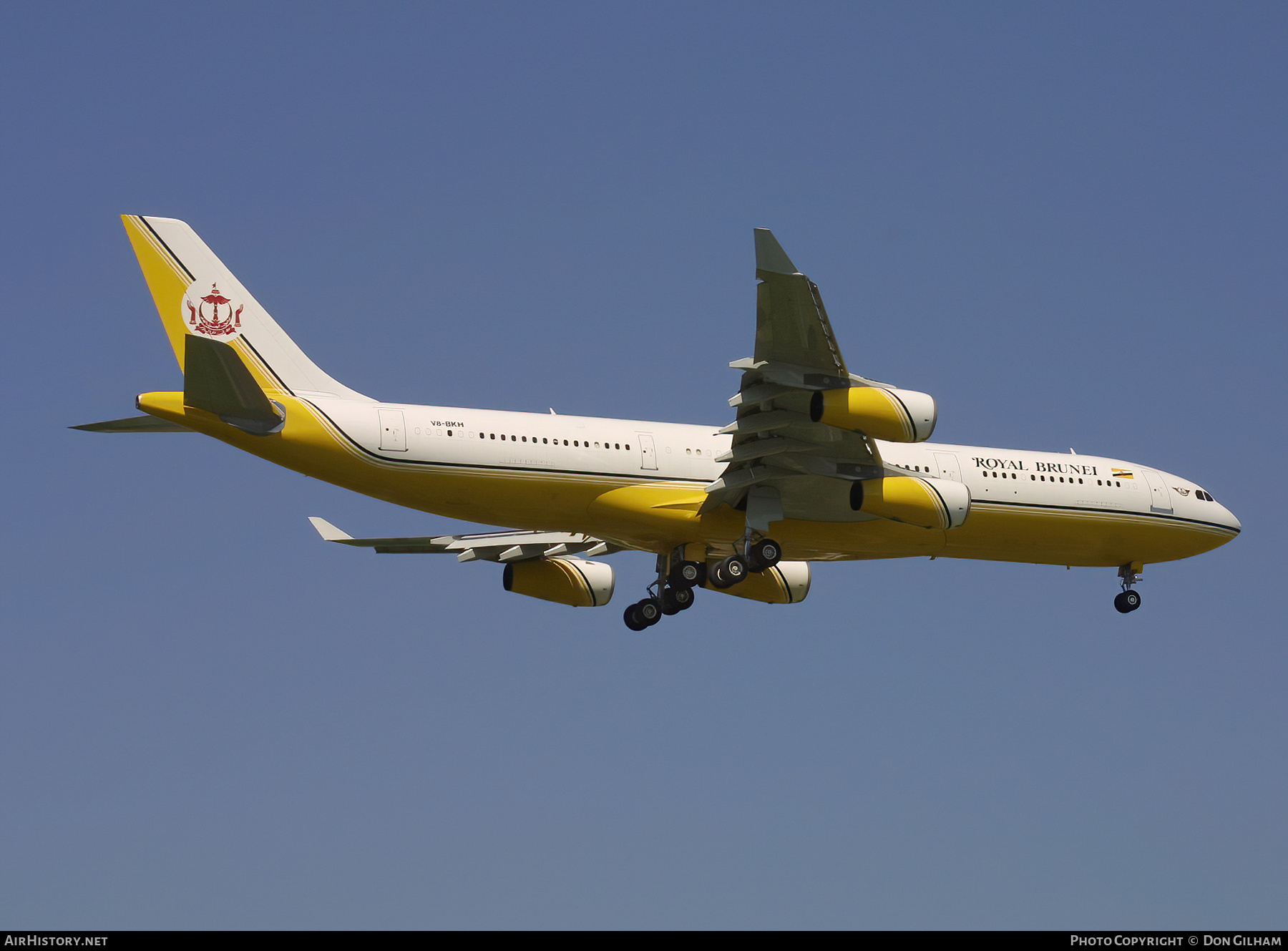 Aircraft Photo of V8-BKH | Airbus A340-212 | Royal Brunei Airlines | AirHistory.net #321221