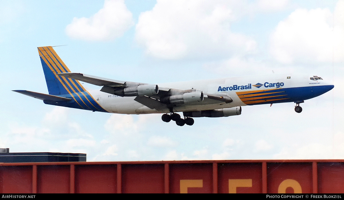 Aircraft Photo of PT-TCN | Boeing 707-323C | AeroBrasil Cargo | AirHistory.net #321361