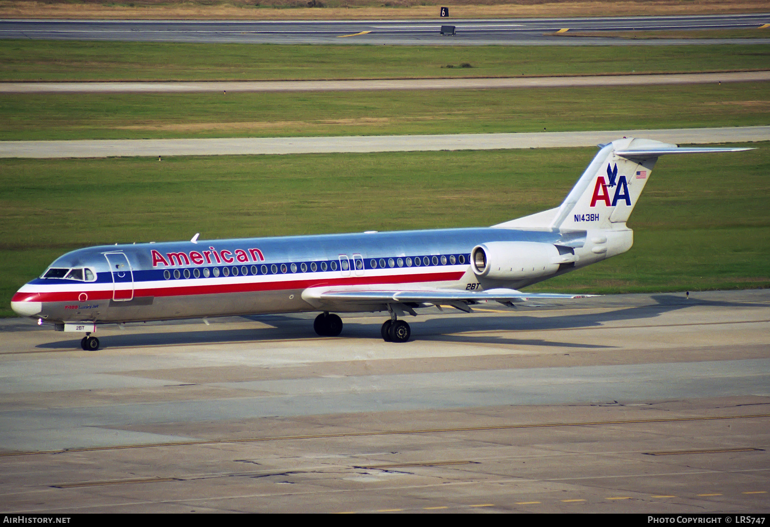 Aircraft Photo of N1438H | Fokker 100 (F28-0100) | American Airlines | AirHistory.net #321392