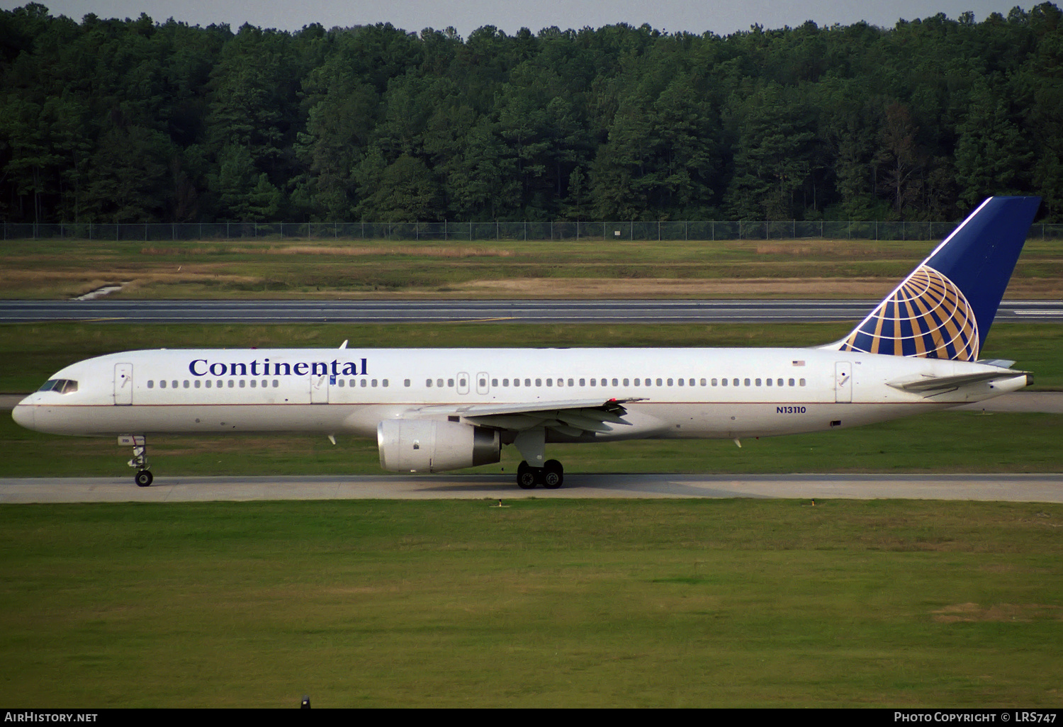 Aircraft Photo of N13110 | Boeing 757-224 | Continental Airlines | AirHistory.net #321431