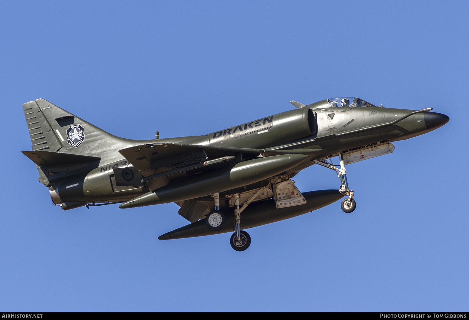Aircraft Photo of N143EM | Douglas A-4K Skyhawk | Draken International | AirHistory.net #321437