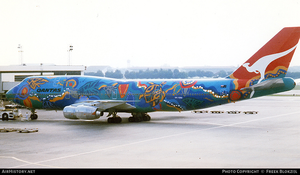 Aircraft Photo of VH-EBU | Boeing 747-338 | Qantas | AirHistory.net #321598