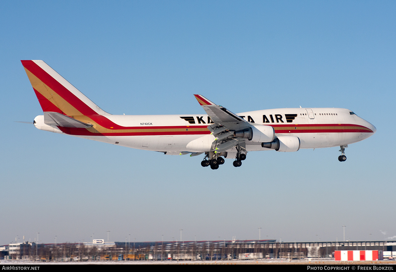 Aircraft Photo of N742CK | Boeing 747-446(BCF) | Kalitta Air | AirHistory.net #321658