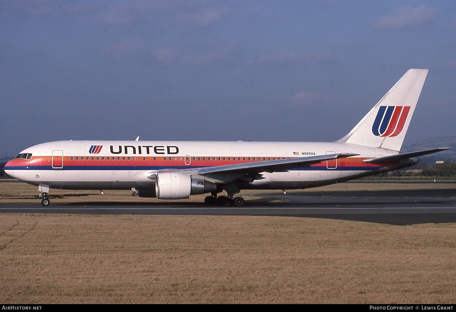 Aircraft Photo of N605UA | Boeing 767-222/ER | United Airlines | AirHistory.net #321681