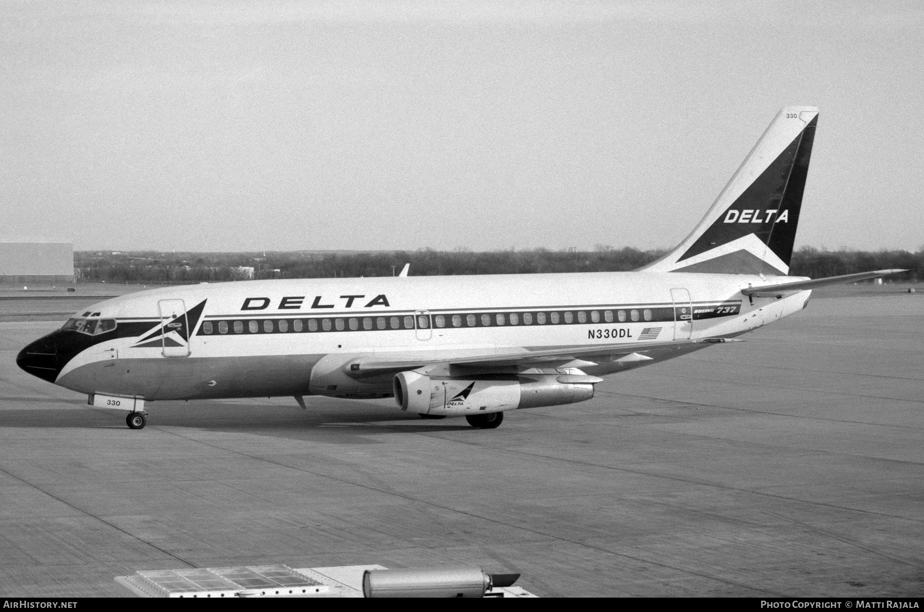 Aircraft Photo of N330DL | Boeing 737-232/Adv | Delta Air Lines | AirHistory.net #321683