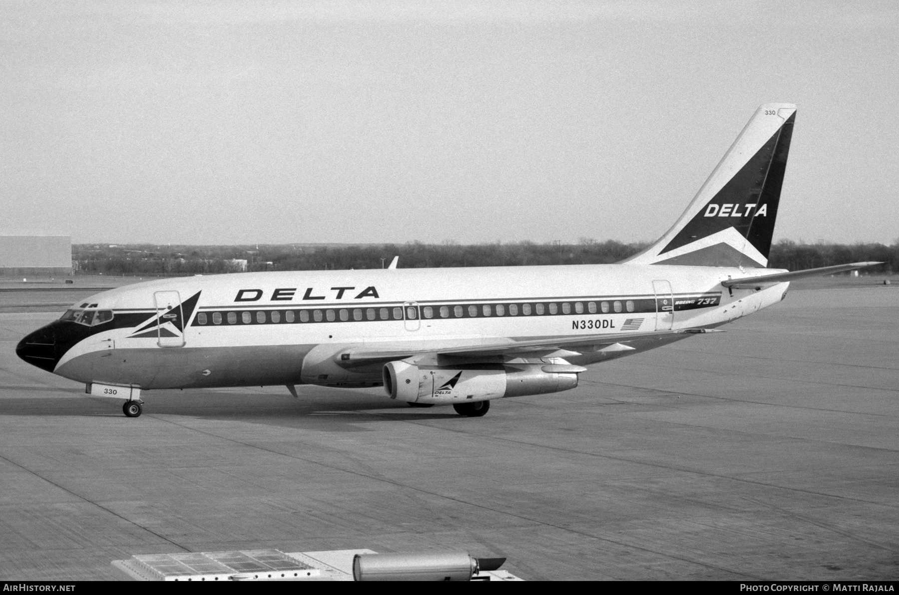 Aircraft Photo of N330DL | Boeing 737-232/Adv | Delta Air Lines | AirHistory.net #321683