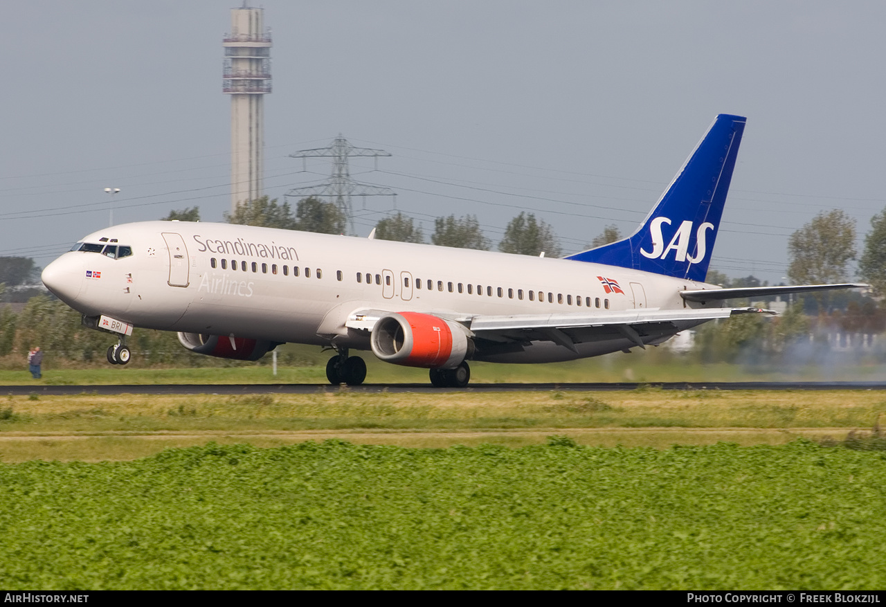 Aircraft Photo of LN-BRI | Boeing 737-405 | Scandinavian Airlines - SAS | AirHistory.net #321686