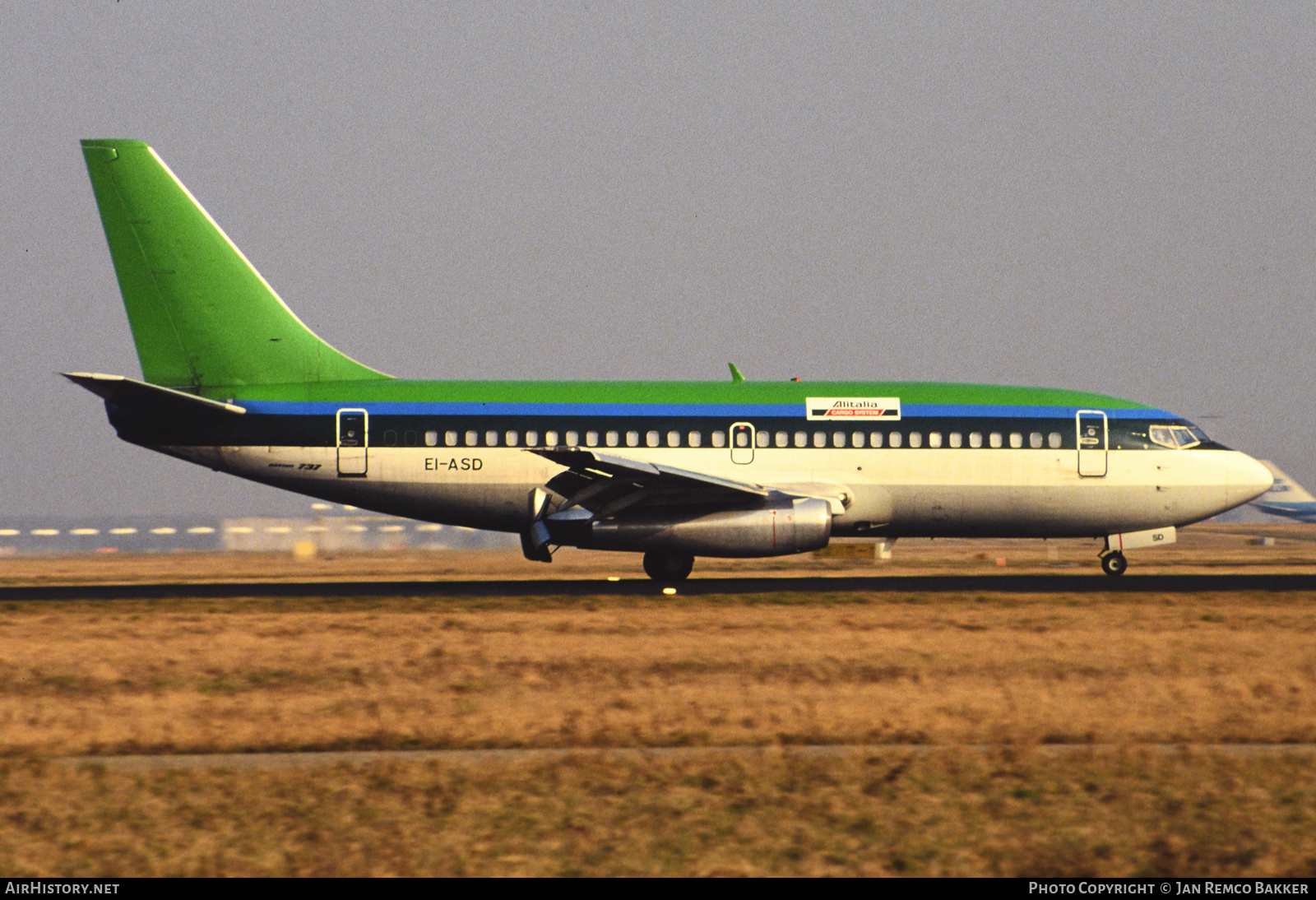 Aircraft Photo of EI-ASD | Boeing 737-248C | Alitalia Cargo System | AirHistory.net #321788