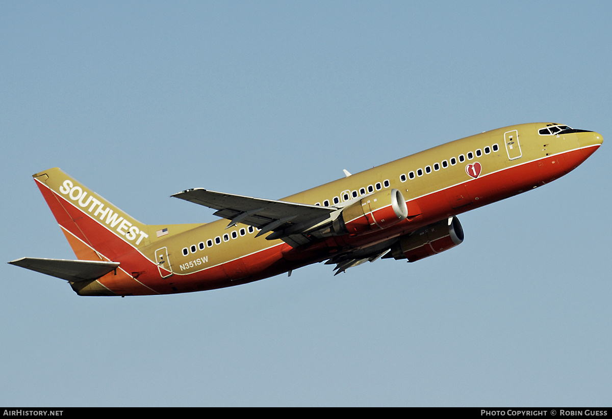 Aircraft Photo of N351SW | Boeing 737-3H4 | Southwest Airlines | AirHistory.net #321806